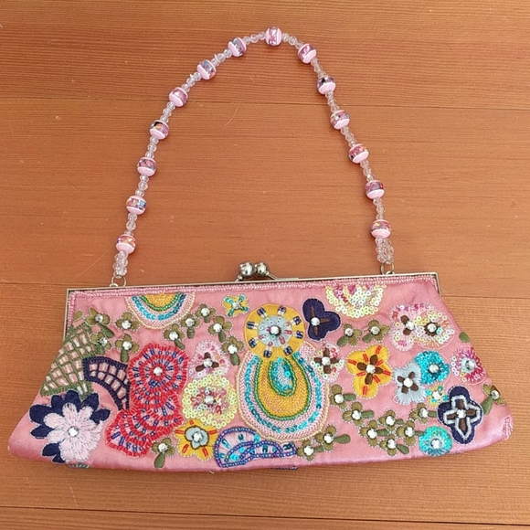 Handbags - BEADED/SEQUIN/RHINESTONE BAG